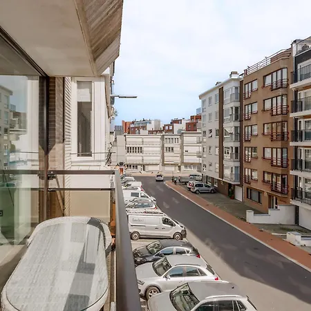 Lydia 0202 Apartamento